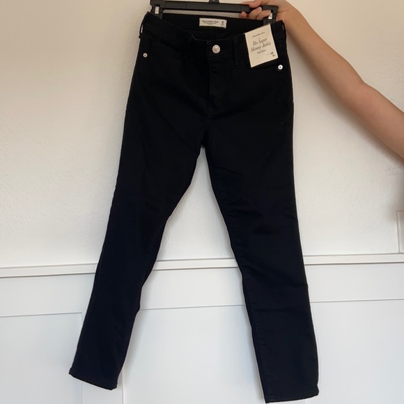 Abercrombie Black Jeans size 6S - Picture 1 of 4